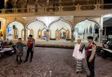 Sat Samapta Polres Klungkung Laksanakan Patroli Sahur di Masjid Nurul Huda