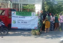Babinsa Tusan Dampingi Pasar Murah Idul Fitri