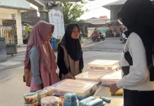 Takjil Mochi Jadi Primadona di Pujasera Ramadan Monang-Maning