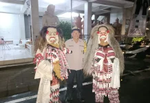 Bhabinkamtibmas Penatih Dangin Puri Atensi Pagelaran Calon Arang