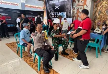 Warga Manfaatkan Layanan Kesehatan Mata Gratis di Temesi Gianyar