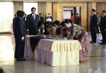 Kanwil Kemenkum Bali Lantik Puluhan Notaris Baru