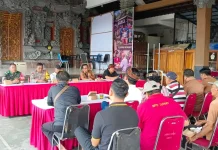 Sinergi Aparat dan Desa Adat Suwat Jaga Kondusivitas Jelang Nyepi