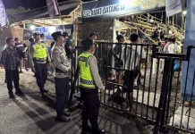 Sinergitas TNI-Polri Amankan Turnamen Bola Volly Pesawahan Cup II di Klungkung