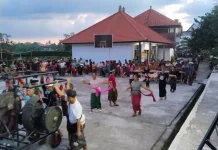 Persiapan Pawai Budaya Gianyar, TNI Kawal Latihan Warga Samplangan