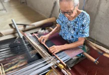 Penenun Endek Bali Sulit Diregenerasi, Minat Generasi Muda Menurun