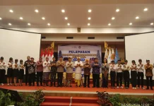 Menteri P2MI Lepas Ribuan Calon PMI Sektor Hospitality ke Bulgaria
