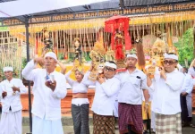 Pujawali Pura Agung Lokanatha Ditutup dengan Bhakti Penyineban