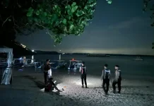 Patroli Malam di Pesisir Toyapakeh, Polsek Nusa Penida Jaga Situasi Tetap Kondusif