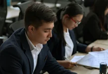 Kendalikan Ambisi Jabatan Demi Menjaga Etika Sosial