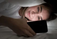 Lebih dari Sekadar Obrolan: Memahami Manfaat Psikologis di Balik Sleepcall