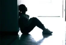 Dua Minggu yang Menentukan: Kapan Sedih Berubah Jadi Depresi?