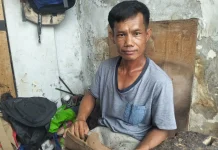 Belajar Autodidak, Miswar Tekuni Profesi Tukang Sol Sepatu