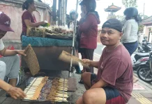 Sate Ikan Laut Favorit Warga Denpasar
