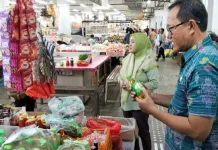 Minyak Goreng Langka, Pedagang Pasar Negara Menjerit