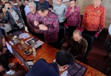 Mahasiswa Unud Siap Turun Lagi jika Sampah Bali Tak Kunjung Tertangani