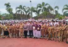 Sat Binmas Polres Klungkung Gelar Police Goes to School di SMAN 2 Semarapura