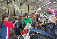 TPS Sadu Overload, Pencacahan Sampah dengan Mesin Gibrik Dioptimalkan