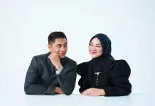 Penyanyi Fadhilah Intan Kolaborasi Dengan Penyanyi Malaysia