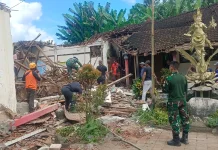 Sinergi TNI–Polri dan Warga Solusi Cepat Tangani Sekolah Rusak