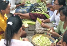 Upacara Adat di Bali Menjadi Pengingat untuk Merawat Alam