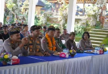 Satkamling Desa Adat Payangan Desa Tampil Maksimal, Wakili Polres Gianyar