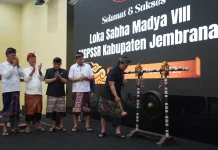 Wagub Giri Prasta Buka Loka Sabha Madya VIII MGPSSR Jembrana