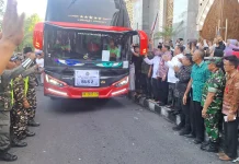 Danramil Tabanan Hadiri Pelepasan Puluhan Calon Jamaah Haji Tabanan menuju Mekah