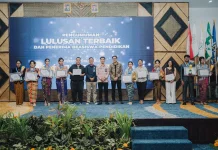 SMK Kesehatan Bali Medika Denpasar Gelar Pengambilan Sumpah Asnakes