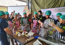 Babinsa Dauh Peken Dukung  Pengababdian Mahasiswa Teknologi Pangan Unud