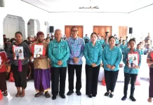 Aksi Sosial “Bergerak dan Berbagi” TP PKK Provinsi Bali Sasar Tiga Desa di Jembrana
