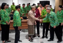 Bupati Satria Hadiri Pelantikan Pengurus HAKLI Klungkung