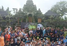 Empat Pasang Curik Bali Dilepasliarkan di Desa Pejeng Gianyar