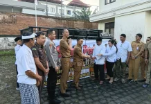 Pemkab Klungkung Serahkan Hewan Kurban untuk MUI Klungkung