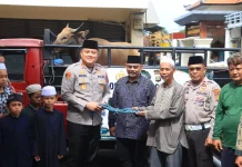 Polres Klungkung Serahkan Hewan Qurban Sambut Hari Raya Iduladha 1447 H
