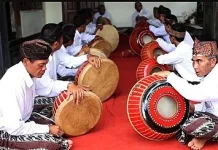 Kompang Alat Musik Tradisional Bernuansa Islami Jawa