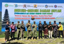 Kolaborasi Lintas Sektor Bersihkan Eceng Gondok, Pulihkan Ekosistem Danau Buyan