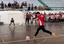 Jaring Atlet Muda Berbakat, Bupati Kembang Buka Turnamen Futsal SD se-Jembrana