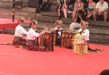 Semangat Anak Denpasar Lestarikan Gender Wayang