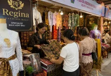 PKB 2026 Bawa Berkah bagi UMKM, Penjualan Busana Adat Meningkat