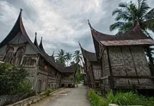 Mengenal Rumah Gadang: Mahakarya Arsitektur dan Kedalaman Filosofi Budaya Minang