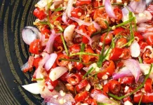 Sambal Matah Pedas Segar Khas Bali yang Bikin Nasi Hangat Ludes