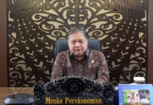 Menko Airlangga Sampaikan Duka atas Wafatnya Rachmat Gobel
