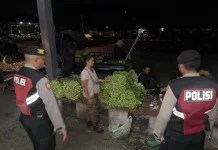 Patroli Malam, Sat Samapta Sambangi Terminal Galiran