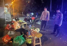 Patroli Malam, Polsek Dawan Jaga Keamanan Goa Lawah dan Pelabuhan Tribuana