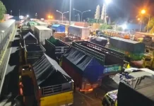 Antrean Kendaraan Keluar Bali Mengular 1 KM di Gilimanuk