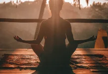 Metode Mulat Sarira Efektif Kikis Ego dan Kekurangan Diri Umat Hindu