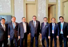 Menko Airlangga Ajak Dua Raksasa Teknologi Perkuat Kerja Sama Ekonomi Digital