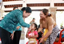 TP PKK Denpasar Salurkan Ratusan Paket Bantuan Gizi untuk Warga