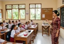 Filosofi "Buka Ngidih Apine", Mengajarkan Ilmu Takkan Habis walau Dibagikan